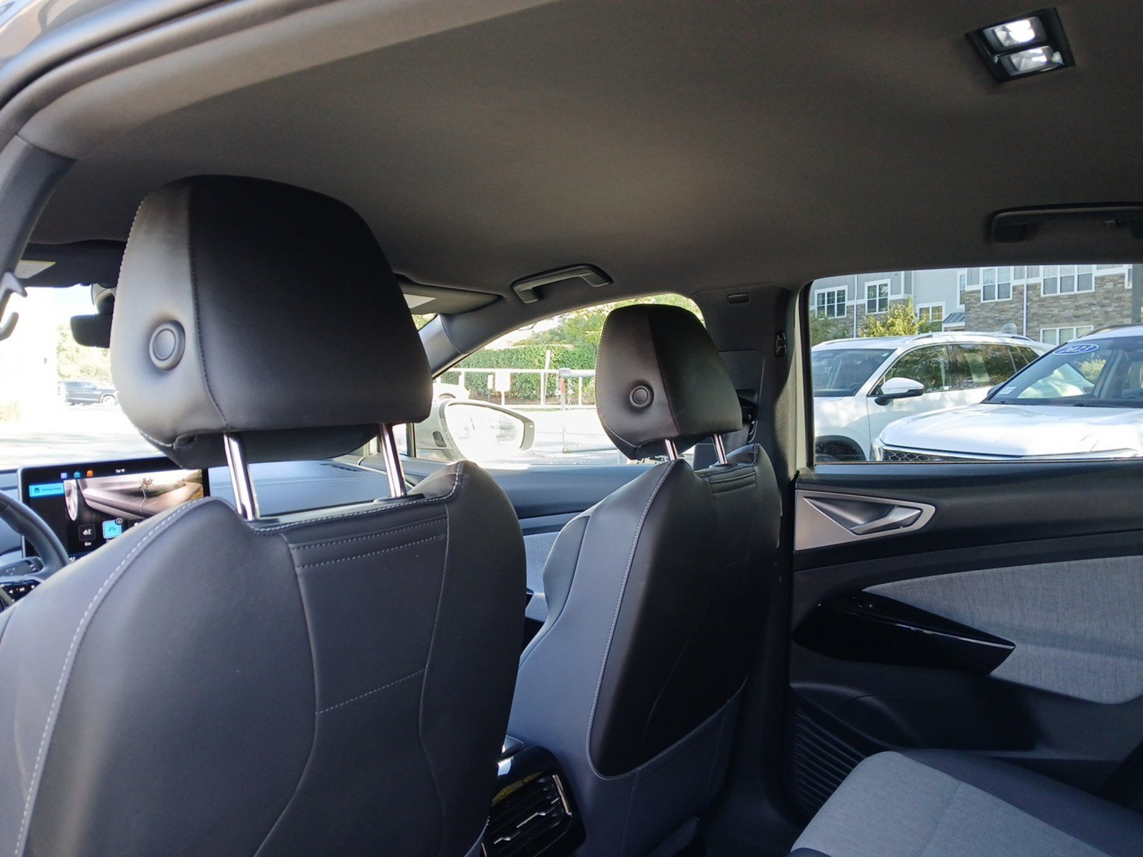 Used 2025 Volkswagen ID.4 Pro AWD/4WD image 20