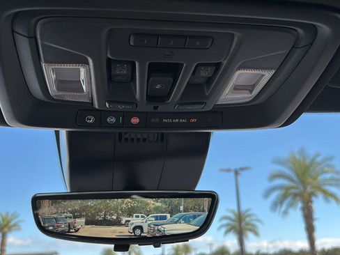 New 2026 GMC Sierra 2500 AT4 w/ AT4 Premium Plus Package AWD/4WD image 38