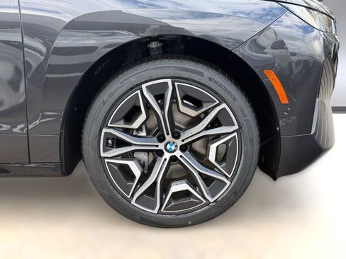 New 2026 BMW iX xDrive60 w/ Premium Package image 10