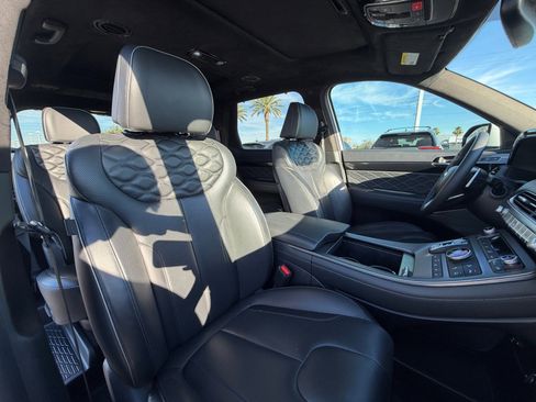 Used 2022 Hyundai Palisade Calligraphy image 19