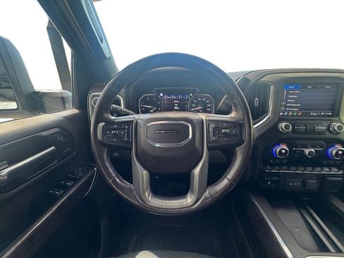 Used 2022 GMC Sierra 2500 Denali w/ Denali Ultimate Package image 14