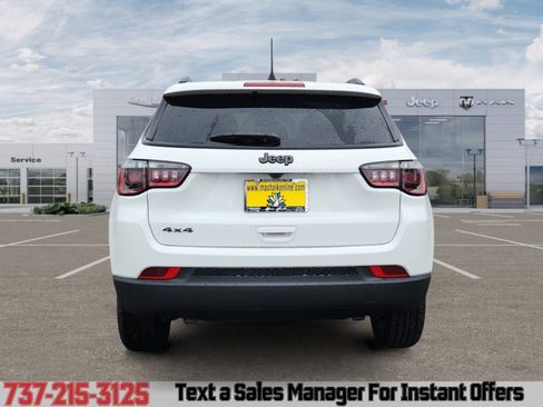 New 2026 Jeep Compass Latitude image 4