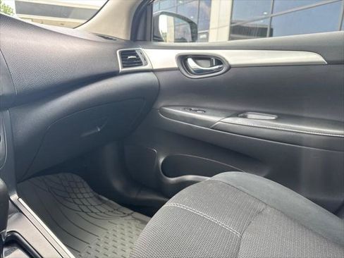 Used 2018 Nissan Sentra S FWD image 13