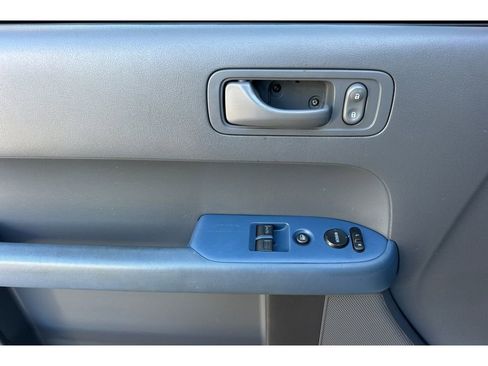 Used 2004 Honda Element EX image 13