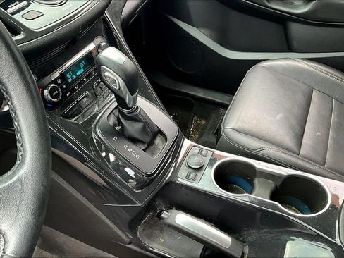 Used 2014 Ford Escape Titanium w/ Equipment Group 401A AWD/4WD image 15