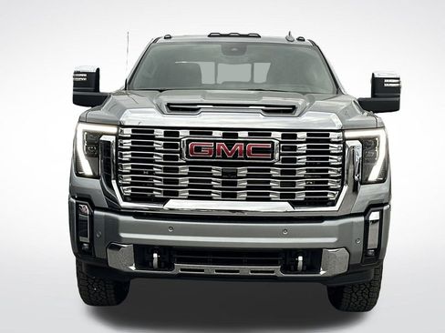 New 2026 GMC Sierra 2500 Denali w/ Denali Reserve Package image 4