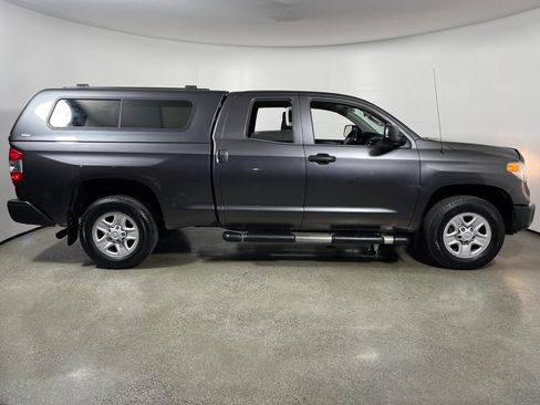 Used 2015 Toyota Tundra SR w/ Tow Package RWD image 2