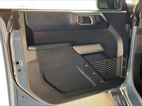 Used 2023 Ford Bronco Outer Banks AWD/4WD image 18