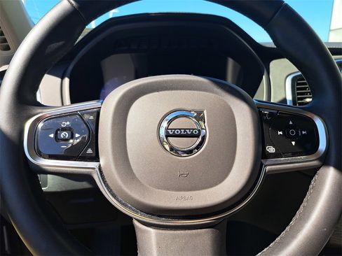 Used 2023 Volvo XC90 T8 Ultimate image 10