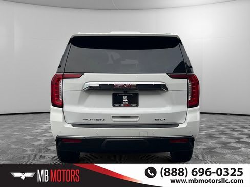 Used 2023 GMC Yukon XL SLT image 4