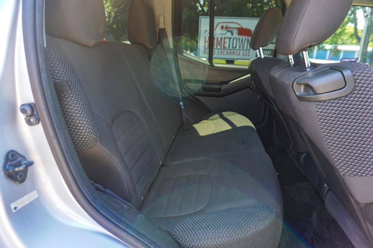 Used 2012 Nissan Xterra PRO-4X AWD/4WD image 16
