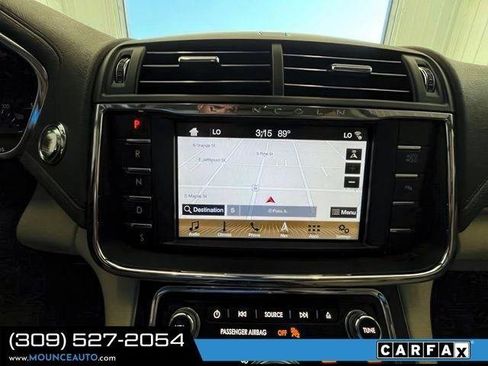 Used 2017 Lincoln Continental Reserve w/ Climate Package FWD image 23