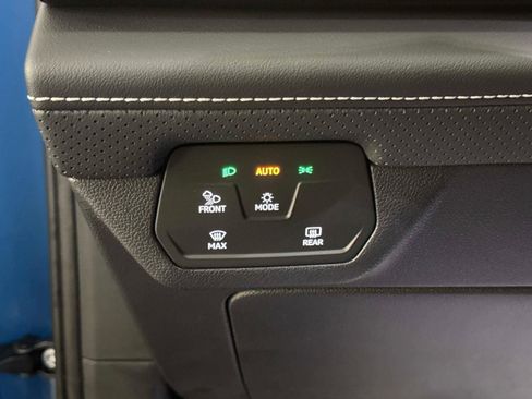 New 2026 Volkswagen Atlas SE image 30