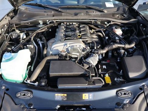 Used 2023 MAZDA MX-5 Miata Club RWD image 15