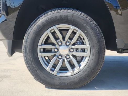 New 2025 Chevrolet Colorado LT w/ Advanced Trailering Package RWD image 9