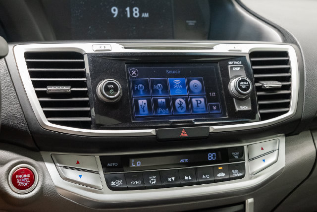 Used 2015 Honda Accord EX-L image 19