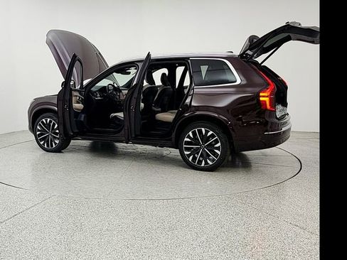 New 2026 Volvo XC90 T8 Ultra w/ Protection Package Premier image 12