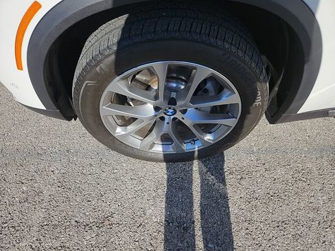 Used 2023 BMW X5 sDrive40i w/ Premium Package image 13