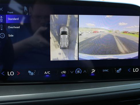 New 2026 Chevrolet Traverse LT w/ Driver Confidence Package image 36