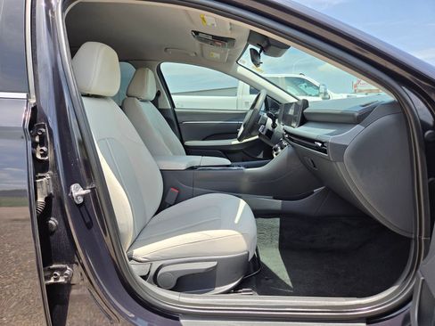 Used 2024 Hyundai Sonata SEL FWD image 18