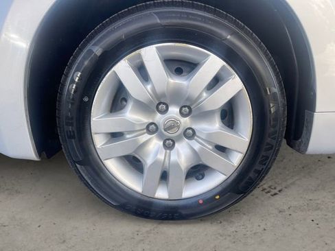 Used 2009 Nissan Altima 2.5 S w/ Convenience Pkg image 14