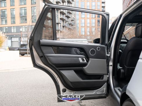 Used 2018 Land Rover Range Rover Long Wheelbase Supercharged image 46