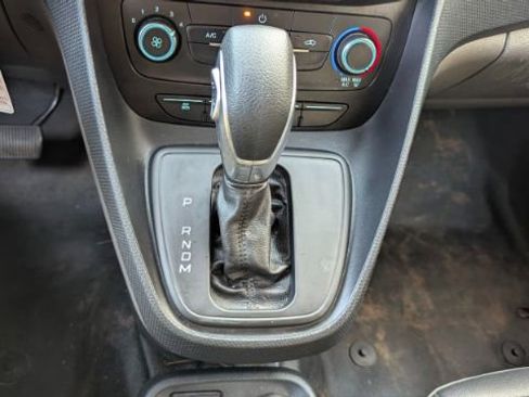 Used 2022 Ford Transit Connect XL image 32