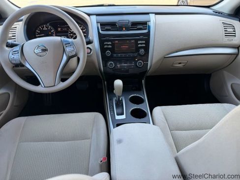 Used 2015 Nissan Altima 2.5 S w/ Sport Value Package image 11