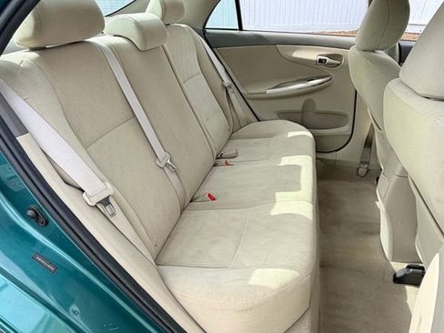 Used 2010 Toyota Corolla LE image 17