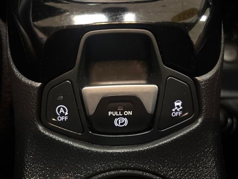 Used 2021 Jeep Compass Latitude AWD/4WD image 19