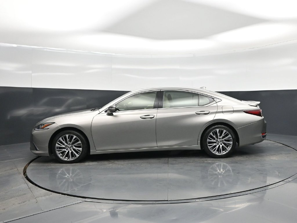 Used 2019 Lexus ES 300h w/ Premium Package FWD image 29