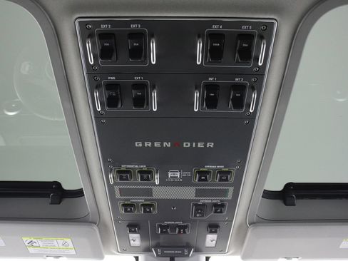 Used 2025 INEOS Grenadier AWD/4WD image 34