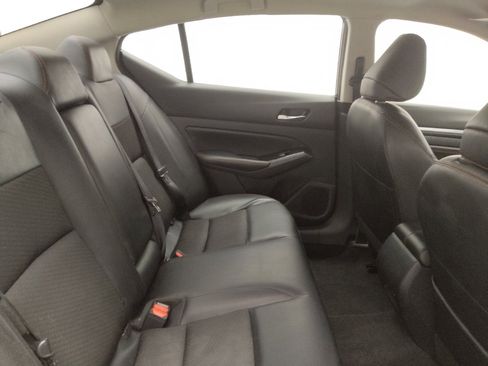 Used 2023 Nissan Altima 2.5 SR image 19