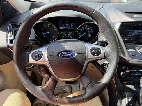 Used 2015 Ford Escape Titanium w/ Equipment Group 301A AWD/4WD image 11