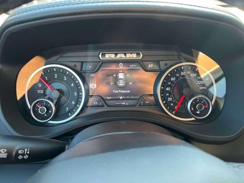 New 2026 RAM 1500 Laramie AWD/4WD image 11