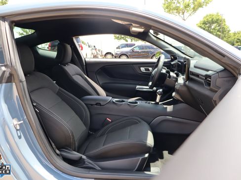 Certified 2025 Ford Mustang Coupe RWD image 27