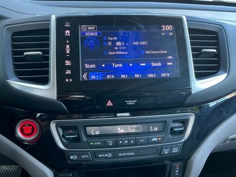 Used 2018 Honda Ridgeline RTL-E image 30