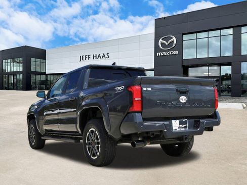 Used 2024 Toyota Tacoma TRD Sport w/ TRD Sport Upgrade Package image 2