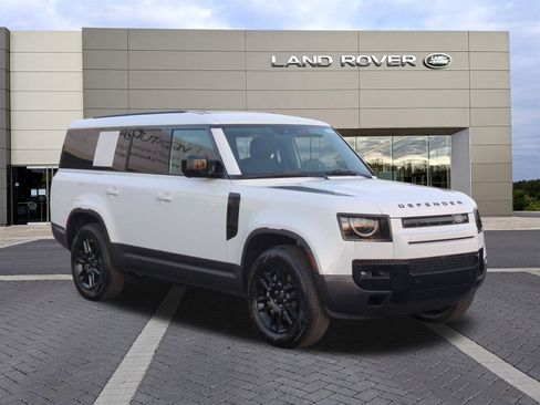 New 2026 Land Rover Defender 130 S image 3