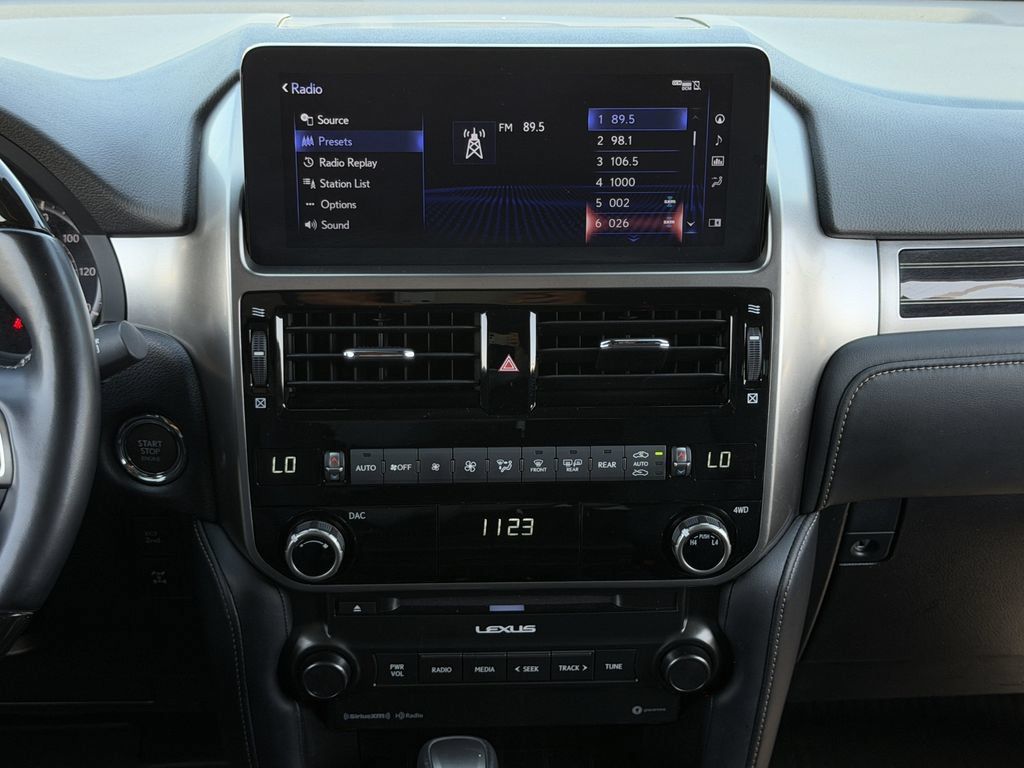 Used 2023 Lexus GX 460 Premium w/ Premium Package AWD/4WD image 16