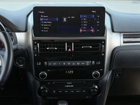 Used 2023 Lexus GX 460 Premium w/ Premium Package AWD/4WD image 16
