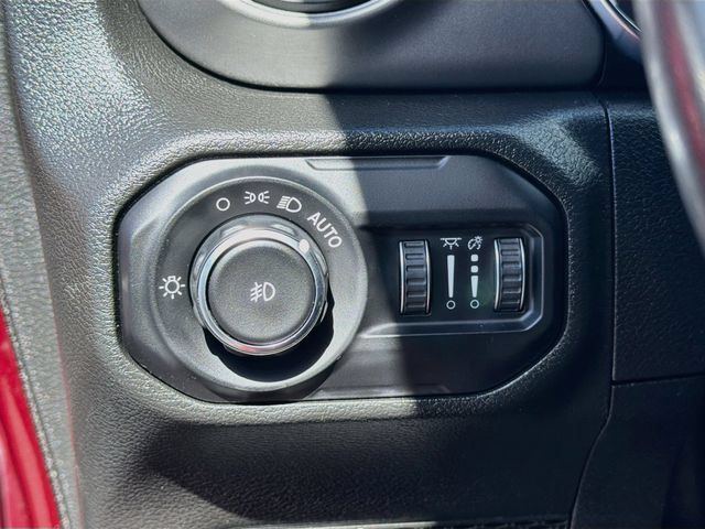 Used 2022 Jeep Wrangler Unlimited Sport AWD/4WD image 11