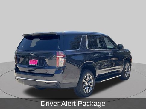 Used 2022 Chevrolet Tahoe LT w/ Luxury Package RWD image 5
