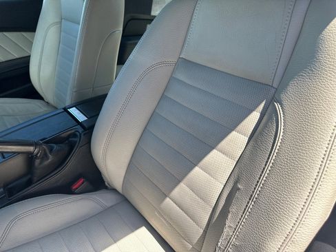 Used 2012 Ford Mustang Premium RWD image 13