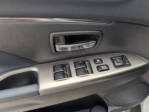 Used 2025 Mitsubishi Outlander Sport SE AWD/4WD image 13