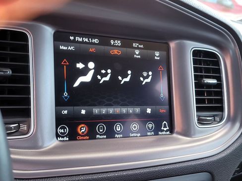 Certified 2023 Dodge Charger SXT image 19