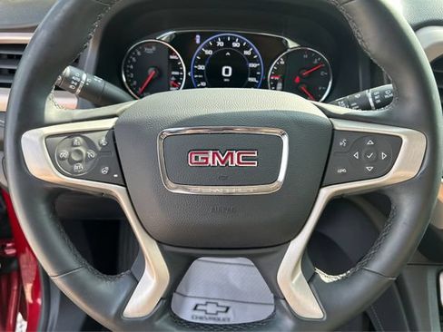 Used 2023 GMC Acadia Denali w/ Denali Ultimate Package AWD/4WD image 17