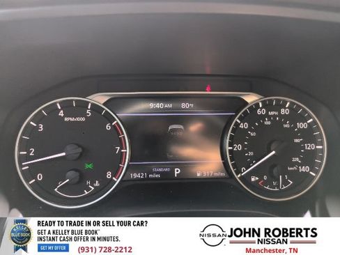 Used 2023 Nissan Rogue SV FWD image 11