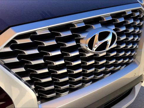 Used 2021 Hyundai Palisade SEL w/ Premium Package image 32