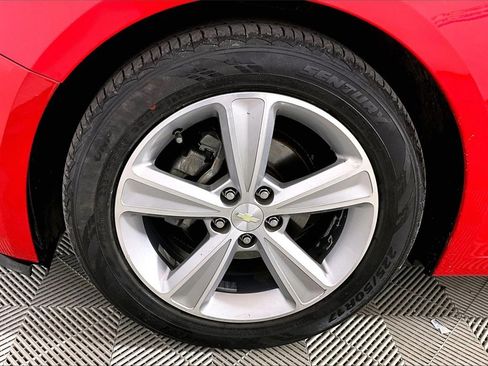 Used 2016 Chevrolet Cruze LT image 6